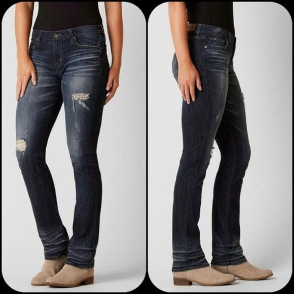 Big Star Maddie Straight Stretch Jeans in Dark Wash - Size 25L - Picture 1 of 10